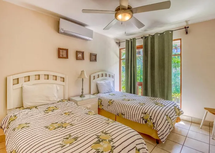 Hotel Bahia Pez Vela Combo Units 18 And 19 *
